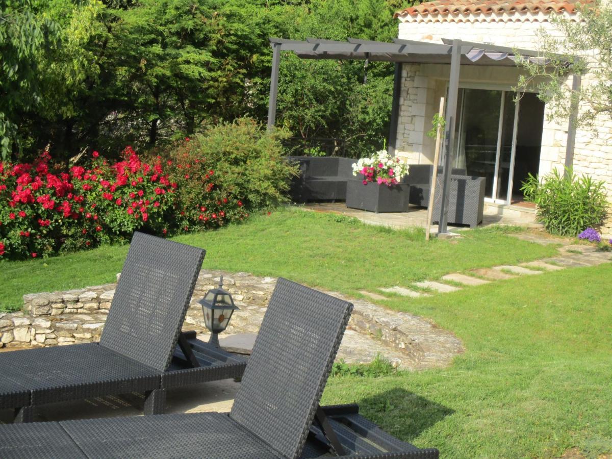 Gite Du Jardin Des Espuys فيناسك المظهر الخارجي الصورة